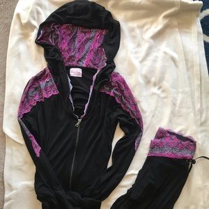 Beach Bunny Loungewear set (lacy)
